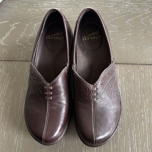 Dansko Women’s Abigail Brown Leather Slip On Clogs Nursing Comfort Shoes Size 38 - Picture 2 of 12